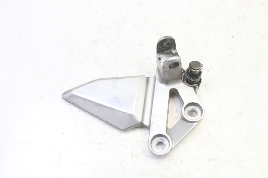 photo de SOPORTE ESTRIBERA DELANTERA IZQUIERDA SUZUKI SV S 650 (2003 - 2009)