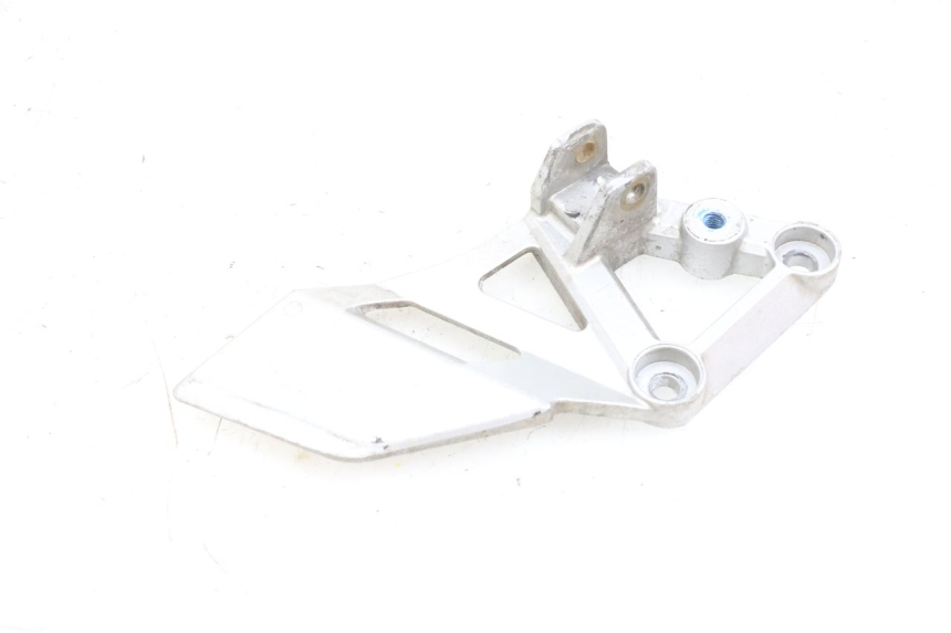 photo de PLATINA APOYA PIE DELANTERO IZQUIERDO DAELIM VJ ROADWIN FI 125 (2008 - 2017) - Vista principal