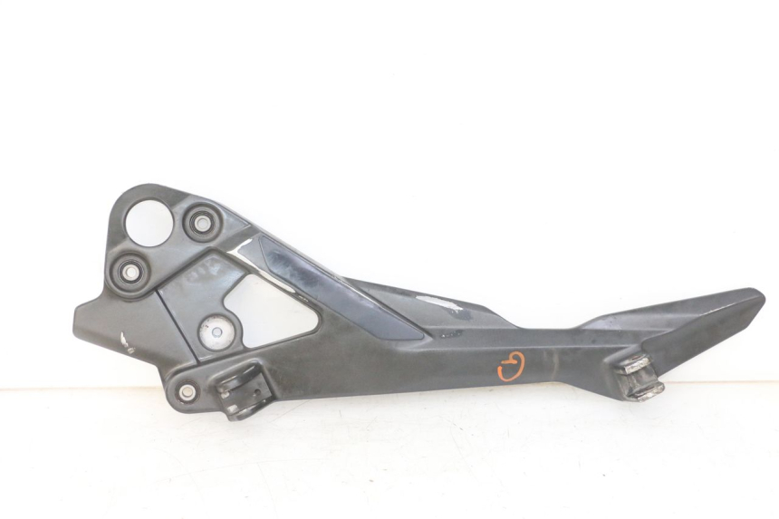photo de SOPORTE ESTRIBERA DELANTERA IZQUIERDA YAMAHA XJ6 ABS 600 (2008 - 2016)