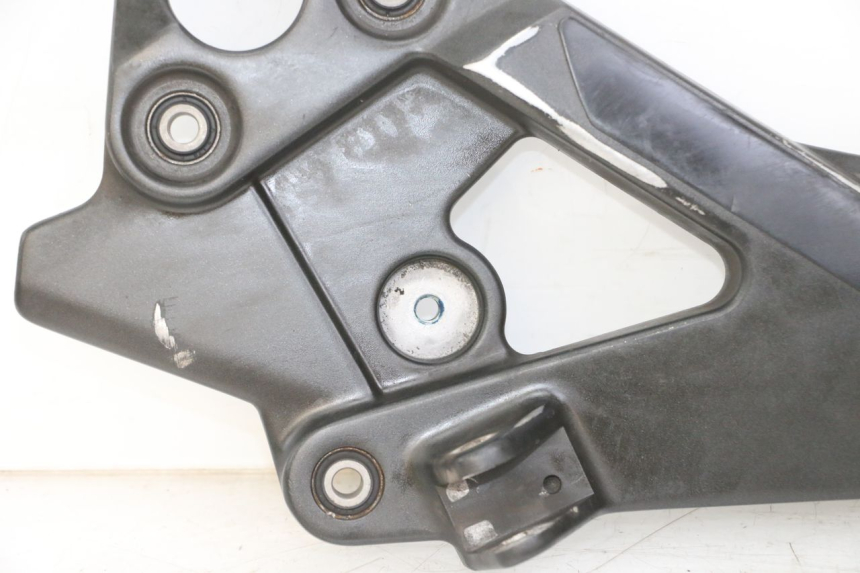 photo de SOPORTE ESTRIBERA DELANTERA IZQUIERDA YAMAHA XJ6 ABS 600 (2008 - 2016)