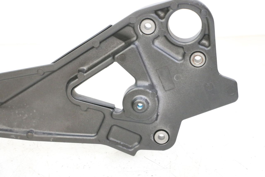 photo de SOPORTE ESTRIBERA DELANTERA IZQUIERDA YAMAHA XJ6 ABS 600 (2008 - 2016)