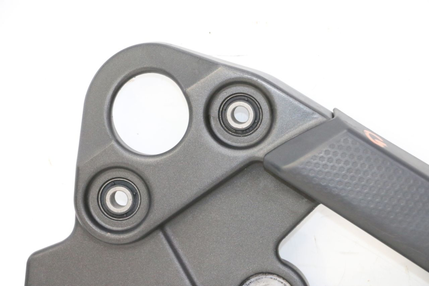photo de SOPORTE ESTRIBERA DELANTERA IZQUIERDA YAMAHA XJ6 ABS 600 (2008 - 2016)