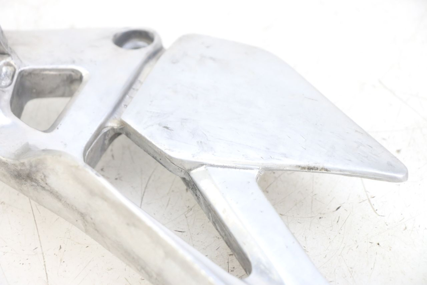 photo de SOPORTE ESTRIBERA DELANTERA IZQUIERDA YAMAHA XJN DIVERSION 600 (2000 - 2003)