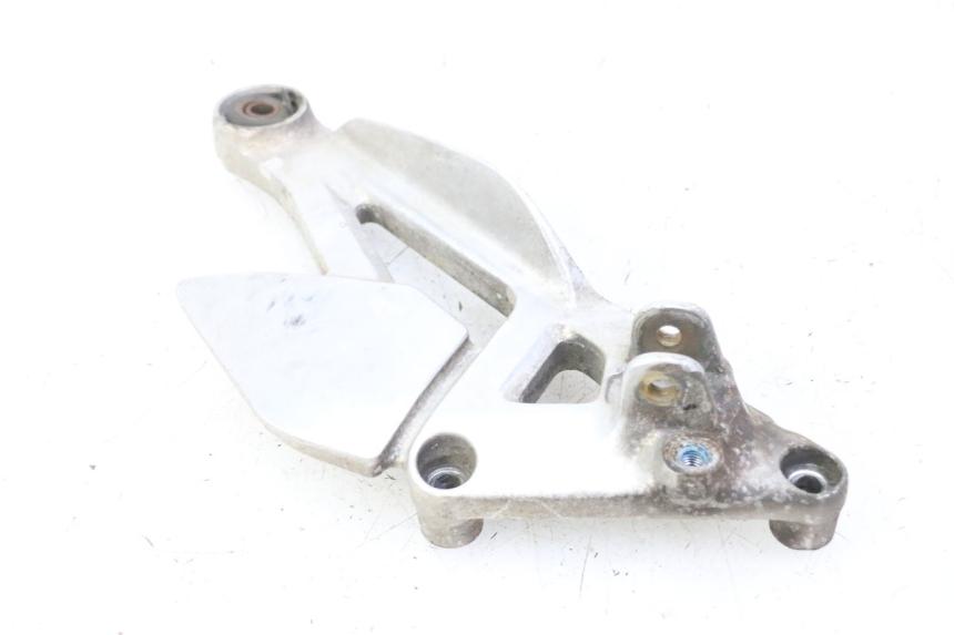 photo de SOPORTE ESTRIBERA DELANTERA IZQUIERDA YAMAHA XJN DIVERSION 600 (2000 - 2003)