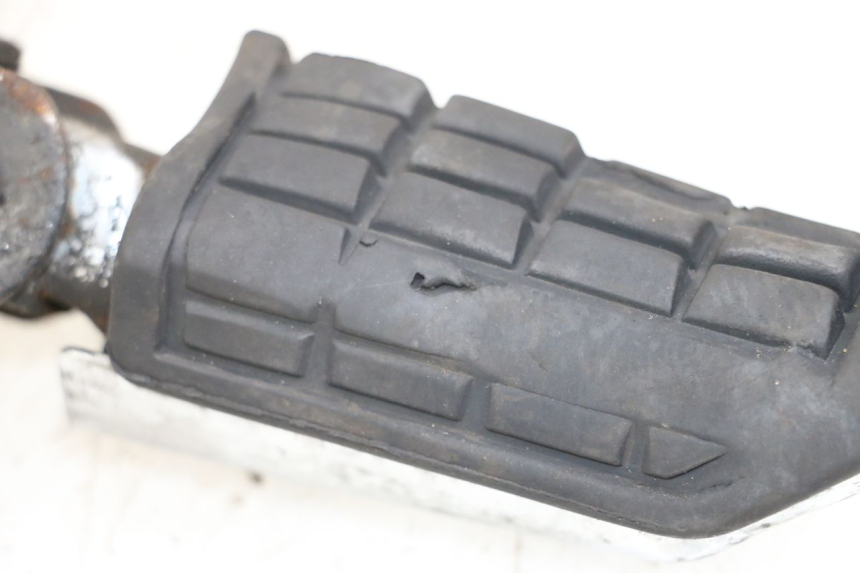 photo de SOPORTE ESTRIBERA DELANTERA IZQUIERDA YAMAHA XJ F 900 (1983 - 1994)