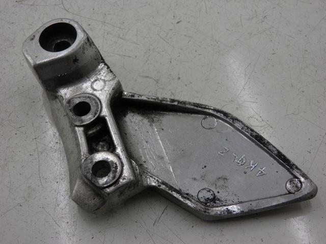 photo de SOPORTE ESTRIBERA DELANTERA IZQUIERDA YAMAHA XJR 1300 (1998 - 2002)