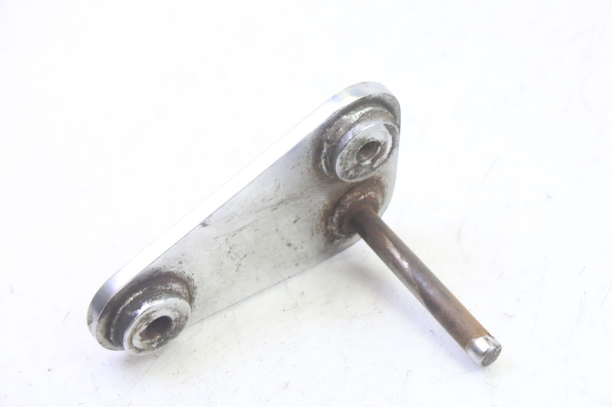 photo de SOPORTE ESTRIBERA DELANTERA IZQUIERDA KYMCO ZING 125 (1997 - 2003) - Otra perspectiva