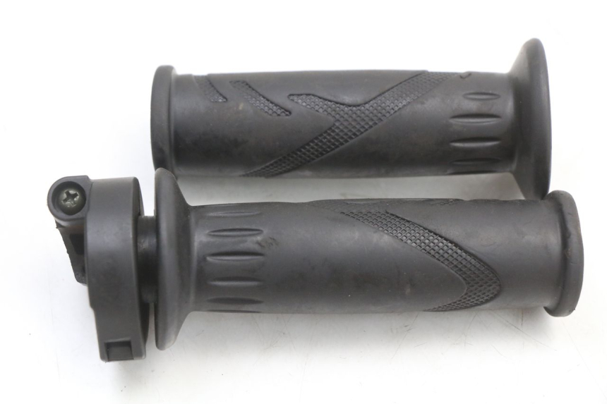 photo de ACELERADOR TNT MOTOR BOSTON 4T 50 (2018 - 2025)