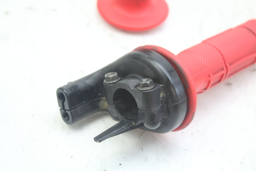 photo de PUñO DEL ACELERADOR HONDA CRF 250 (2010 - 2013)