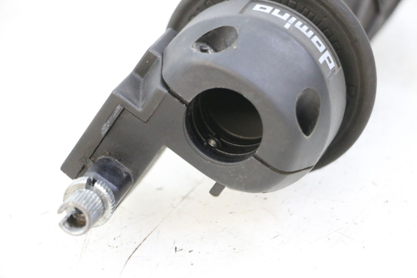 photo de PUñO DEL ACELERADOR DERBI SENDA R X-TREME 50 (2006 - 2010)
