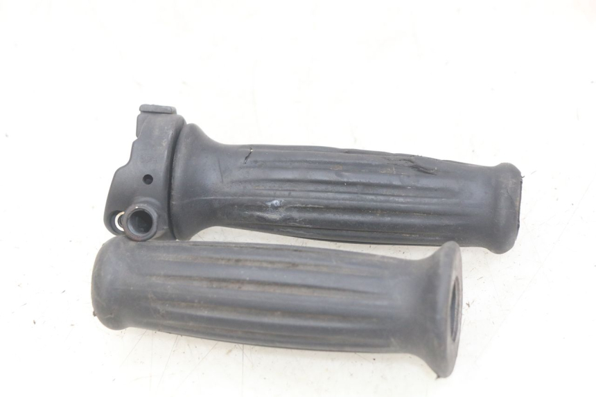 photo de PUñO DEL ACELERADOR PEUGEOT DJANGO 4T 50 (2014 - 2019)