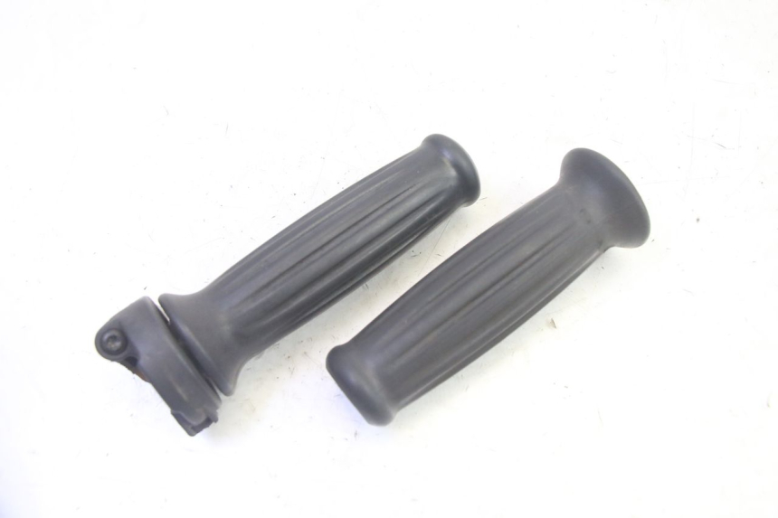 photo de PUñO DEL ACELERADOR PEUGEOT DJANGO 4T 50 (2014 - 2019) - Vista principal