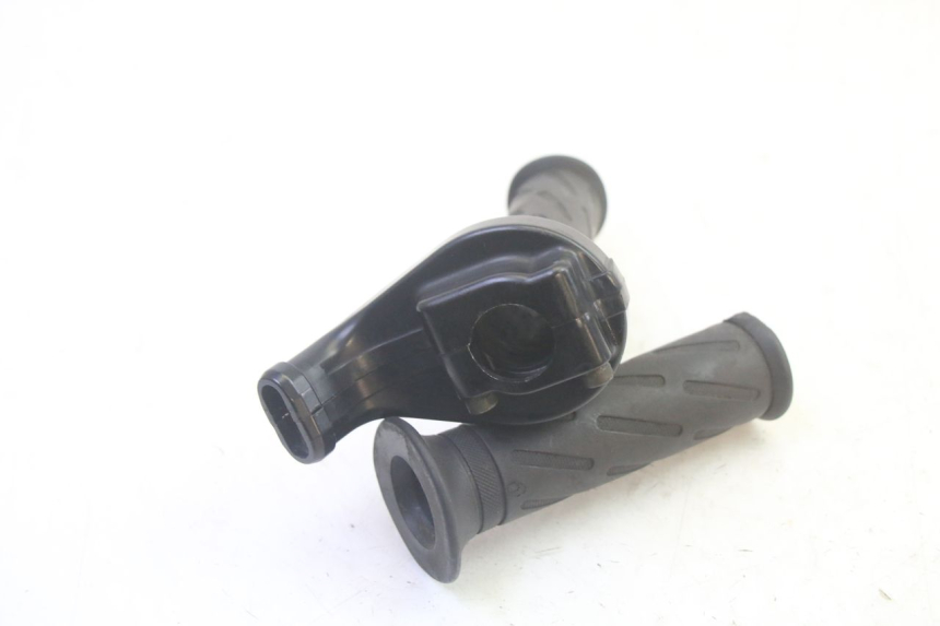 photo de ACELERADOR SUZUKI DL V STROM 1000 (2002 - 2007) - Zoom estado de uso