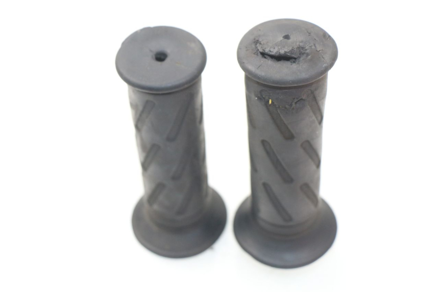 photo de ACELERADOR PEUGEOT KISBEE 2T 50 (2018 - 2022)