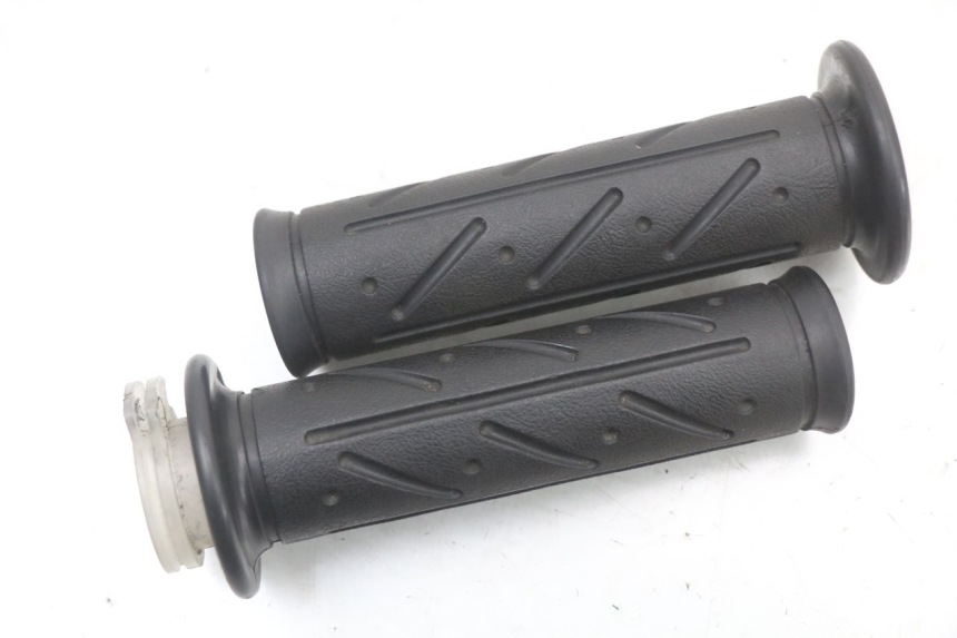 photo de ACELERADOR KYMCO K-PW K-PIPE 50 (2012 - 2017)