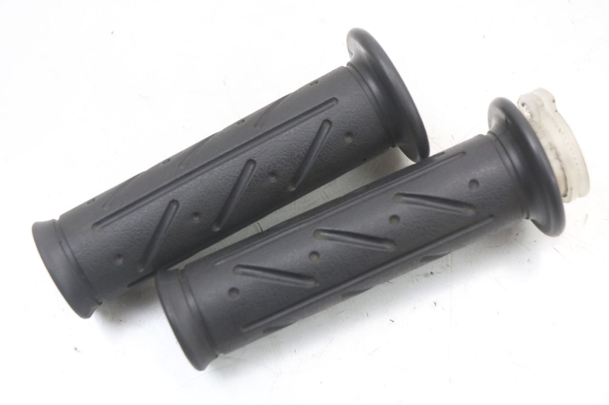 photo de ACELERADOR KYMCO K-PW K-PIPE 50 (2012 - 2017)