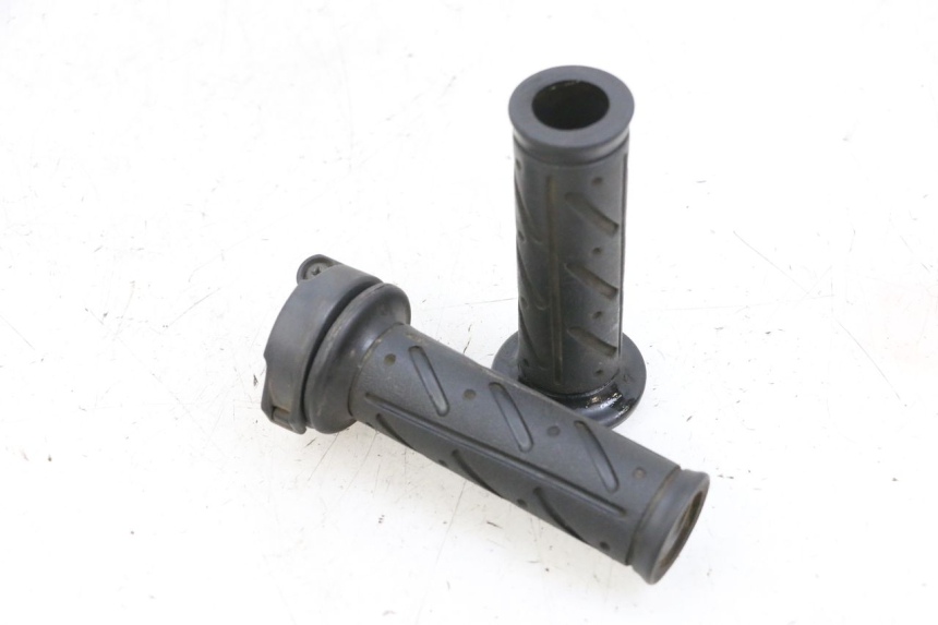 photo de MANGO DEL ACELERADOR KYMCO LIKE 125 (2009 - 2016) - Vista principal