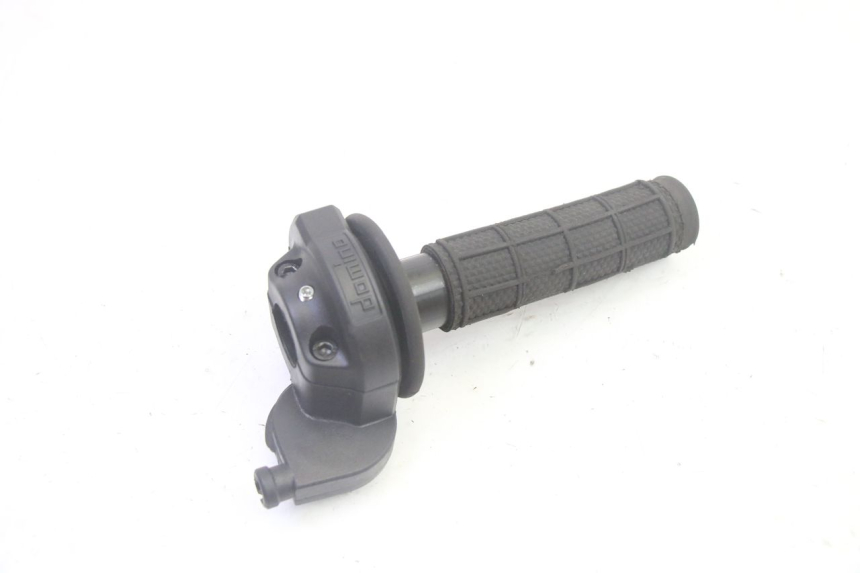 photo de PUñO DEL ACELERADOR PEUGEOT LUDIX 50 (2005 - 2007) - Vista general del producto