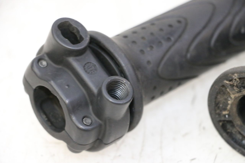 photo de ACELERADOR PIAGGIO MP3 500 (2011 - 2015)