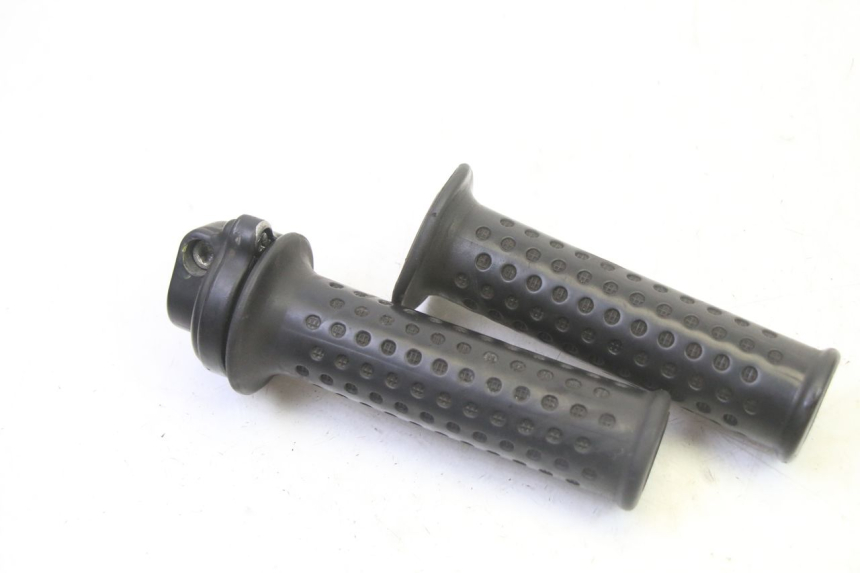 photo de PUñO DEL ACELERADOR PIAGGIO MP3 125 (2006 - 2014)