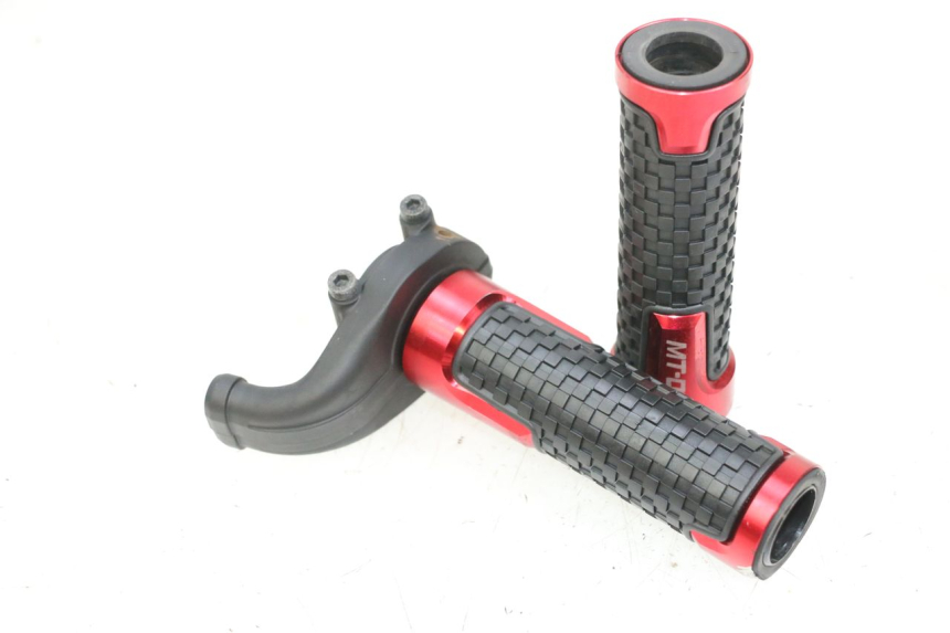 photo de ACELERADOR YAMAHA MT-07 MT07 ABS 700 (2018 - 2020) - Vista principal