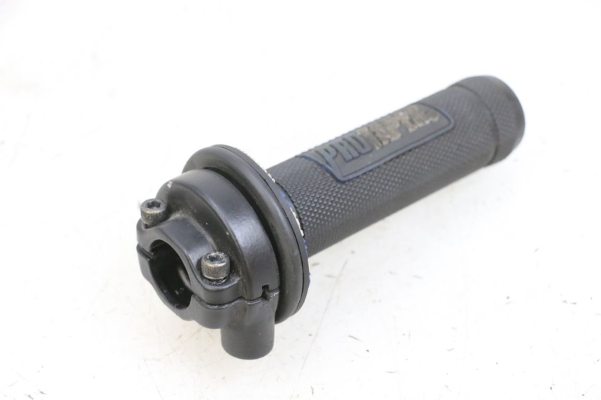 photo de PUñO DEL ACELERADOR PIAGGIO NEW TYPHOON 50 (2018 - 2021) - Zoom estado de uso