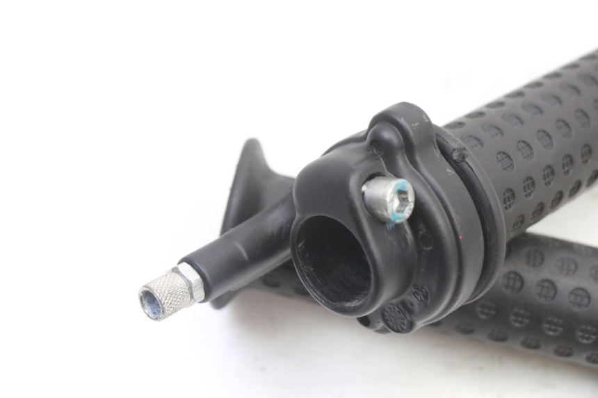 photo de ACELERADOR PIAGGIO NRG POWER PUREJET 50 (2018 - 2021)
