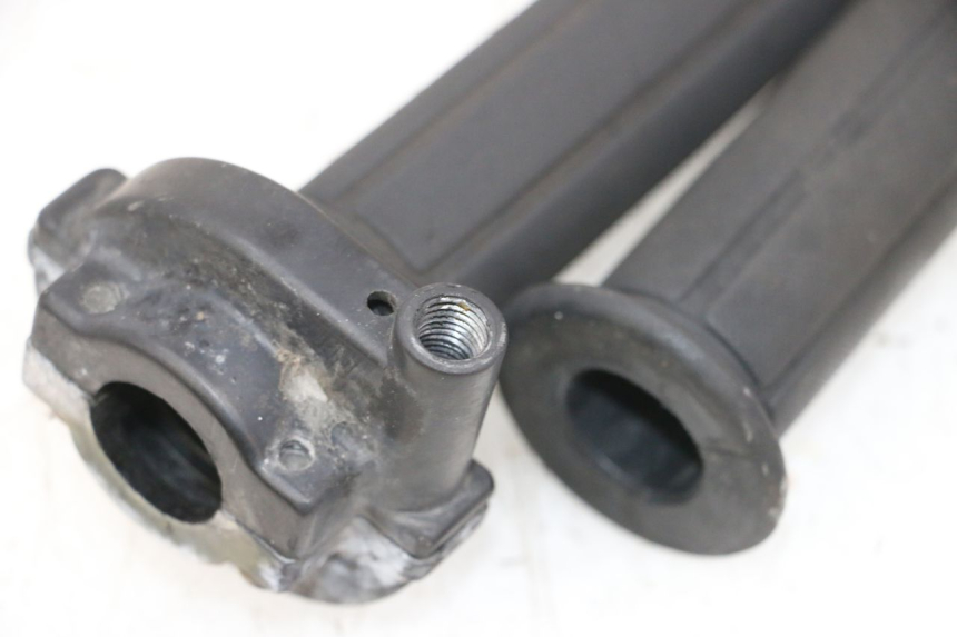 photo de ACELERADOR HONDA NSR R 125 (1994 - 2003) - Zoom estado de uso