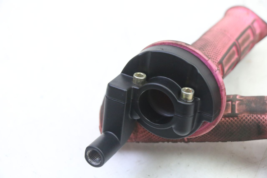 photo de PUñO DEL ACELERADOR APOLLO RFZ 150