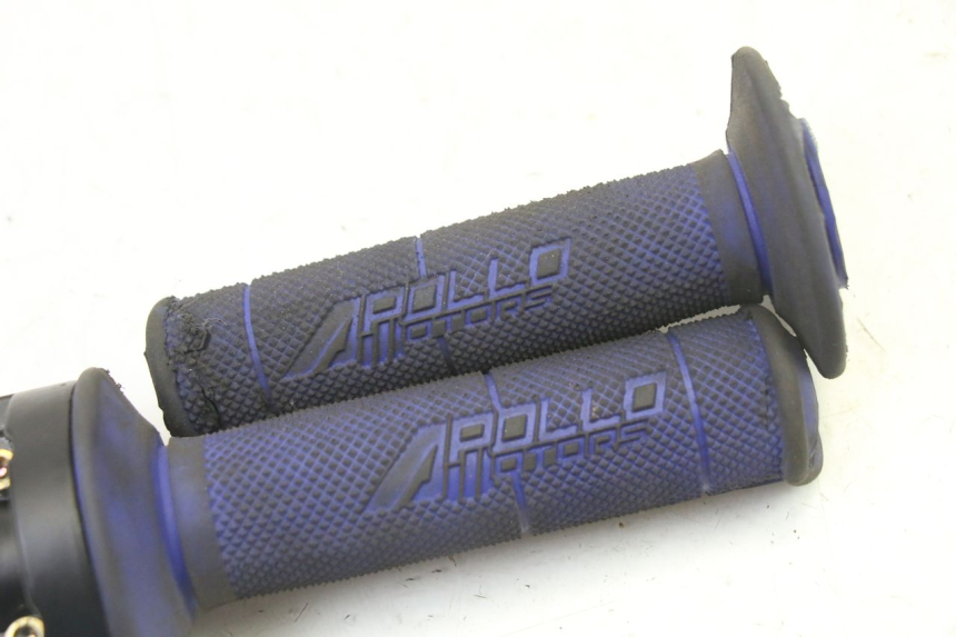 photo de PUñO DEL ACELERADOR APOLLO RFZ 125