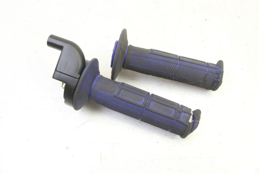 photo de PUñO DEL ACELERADOR APOLLO RFZ 125