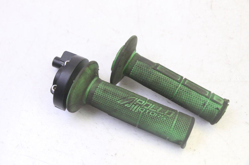 photo de PUñO DEL ACELERADOR APOLLO RFZ 125