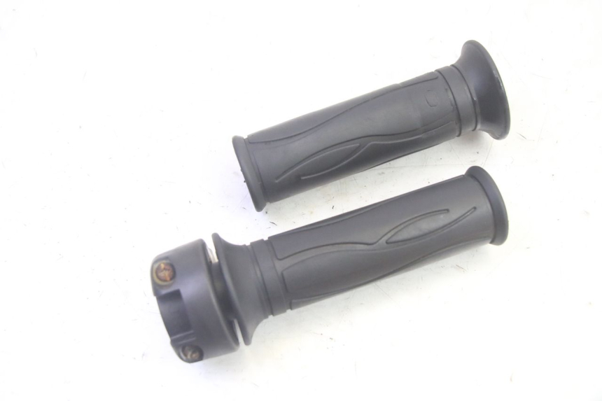 photo de ACELERADOR JM MOTORS SANTANA EVO 50 (2024 - 2026) - Vista principal