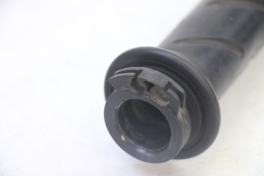 photo de ACELERADOR PEUGEOT SATELIS 125 (2010 - 2012)