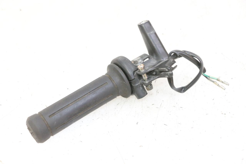 photo de PUñO DEL ACELERADOR HONDA SCV LEAD 100 (2003 - 2007)