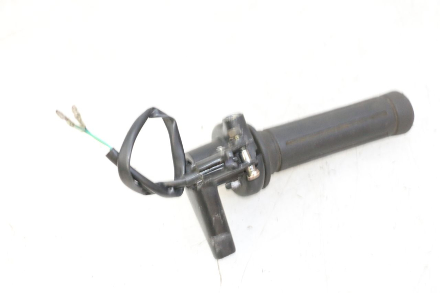 photo de PUñO DEL ACELERADOR HONDA SCV LEAD 100 (2003 - 2007)