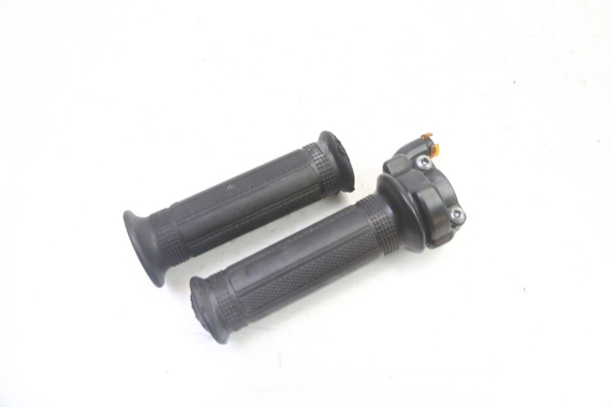 photo de ACELERADOR DERBI SENDA SM DRD 50 (2008 - 2013)