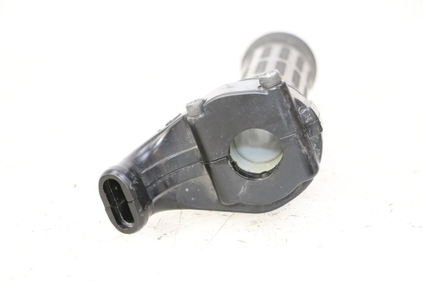 photo de ACELERADOR YAMAHA TDM ABS 900 (2002 - 2014)