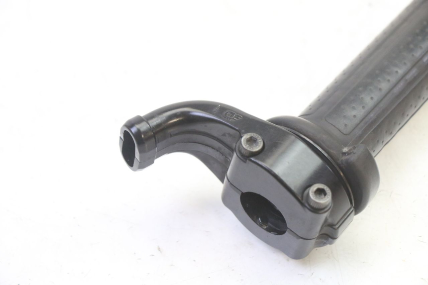 photo de ACELERADOR YAMAHA TDM ABS 900 (2002 - 2014)
