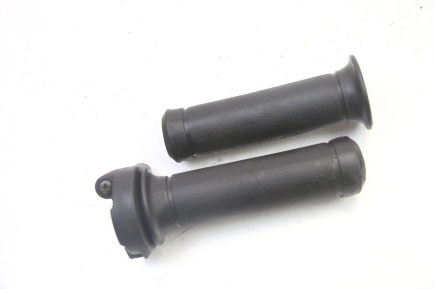 photo de PUñO DEL ACELERADOR PEUGEOT TWEET 4T 50 (2018 - 2020)