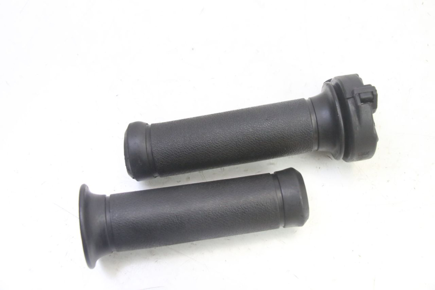 photo de PUñO DEL ACELERADOR PEUGEOT TWEET 4T 50 (2018 - 2020)