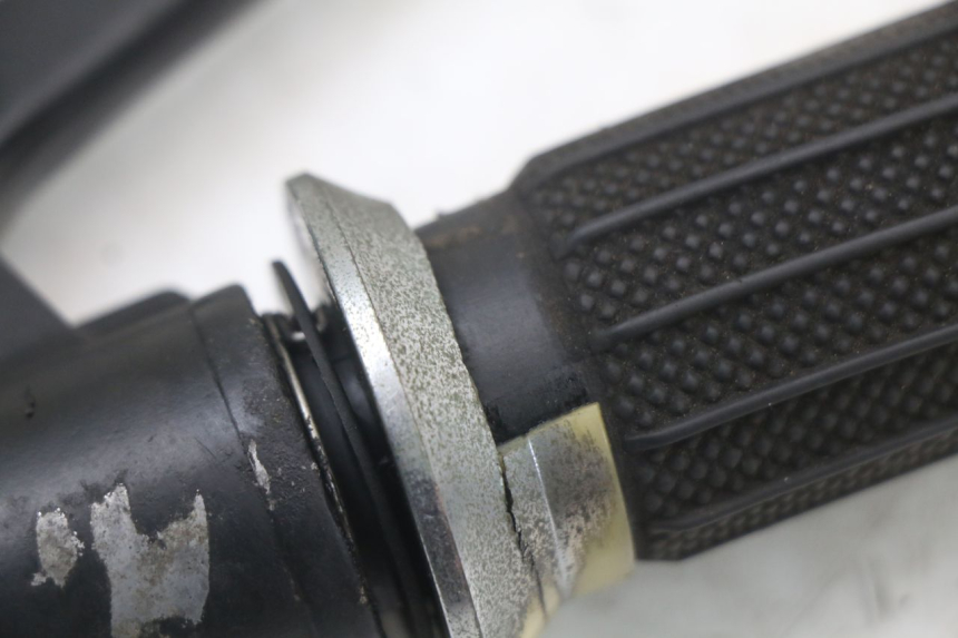 photo de PUñO DEL ACELERADOR PIAGGIO TYPHOON 80 (1994 - 1997)