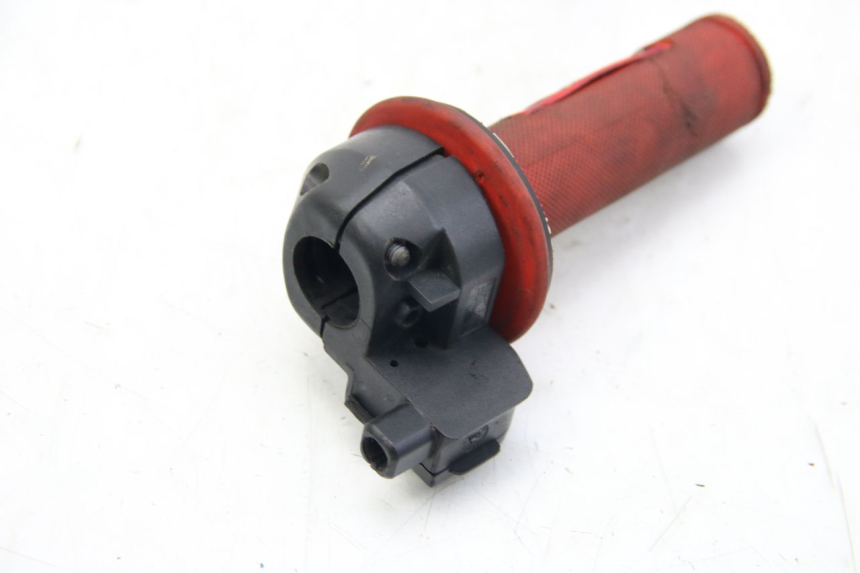 photo de PUñO DEL ACELERADOR PEUGEOT XP6 50 (1997 - 2003)