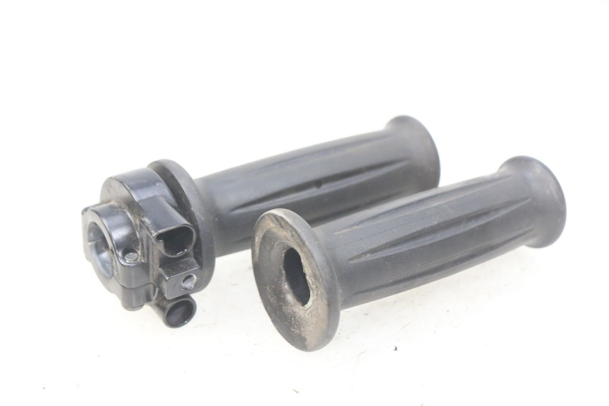 photo de PUñO DEL ACELERADOR YAMAHA D'ELIGHT DELIGHT 115 (2013 - 2017)