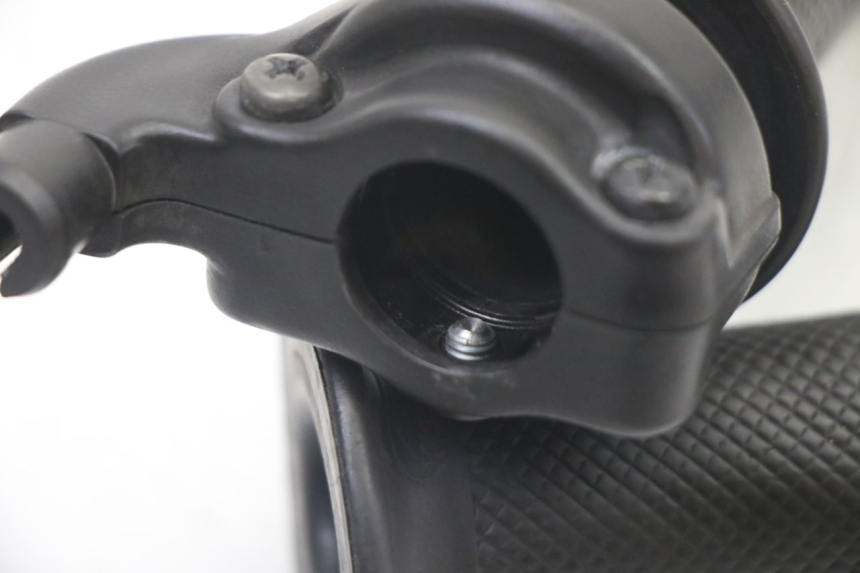 photo de ACELERADOR YAMAHA TZR 50 (2008 - 2016)