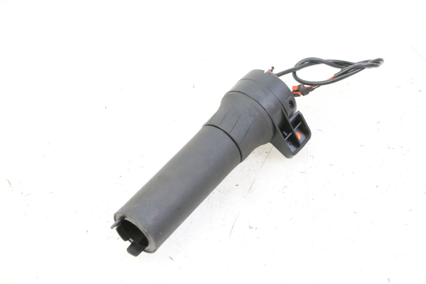 photo de ACELERADOR SEGWAY NINEBOT ZT3 PRO 1