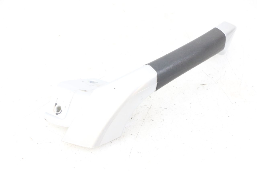 photo de ASIDERO DERECHA PIAGGIO MP3 LT 300 (2010 - 2016)