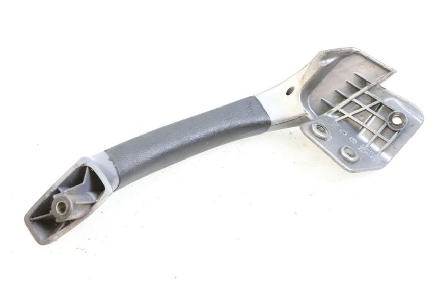 photo de ASIDERO DERECHA PIAGGIO MP3 125 (2006 - 2014)