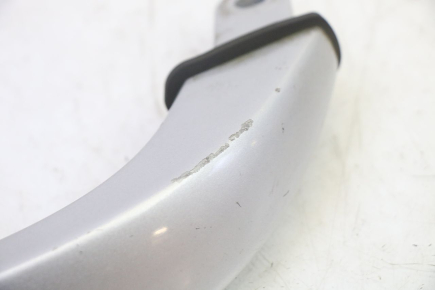 photo de ASIDERO DERECHA YAMAHA X-MAX XMAX 250 (2006 - 2009)