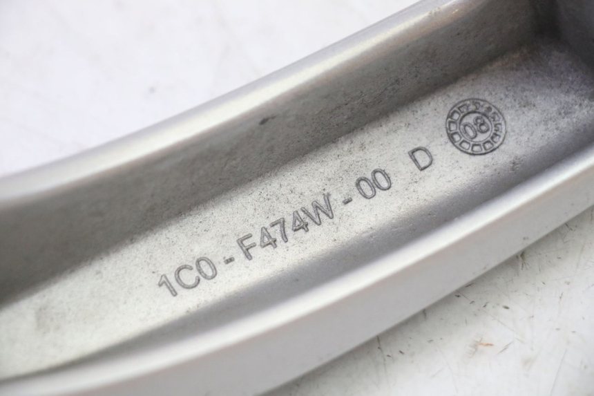 photo de ASIDERO DERECHA YAMAHA X-MAX XMAX 250 (2006 - 2009)